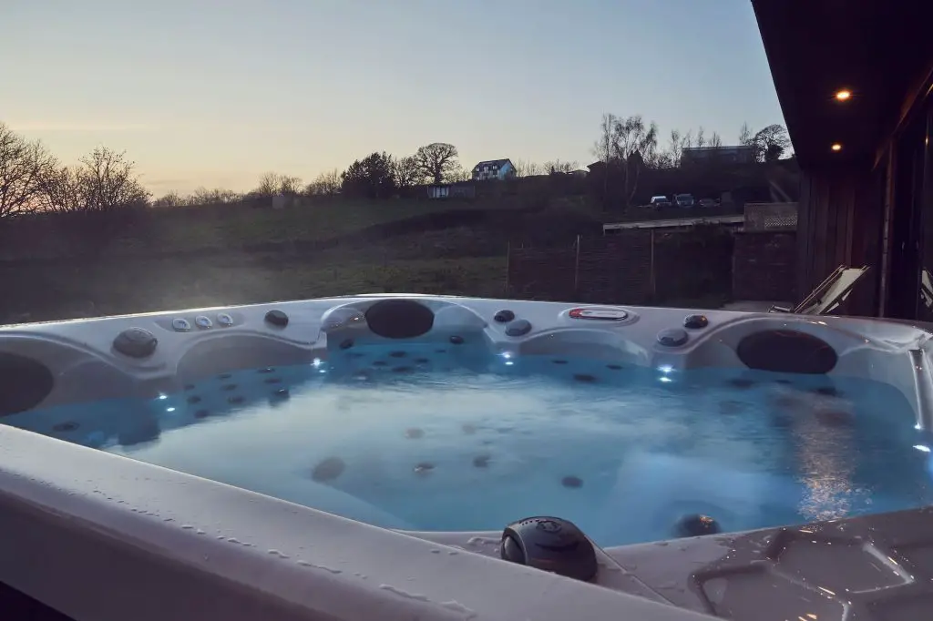 How Long Does It Take to Heat a Hot Tub