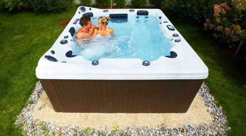 How Many Gallons of Water Are in a Hot Tub?