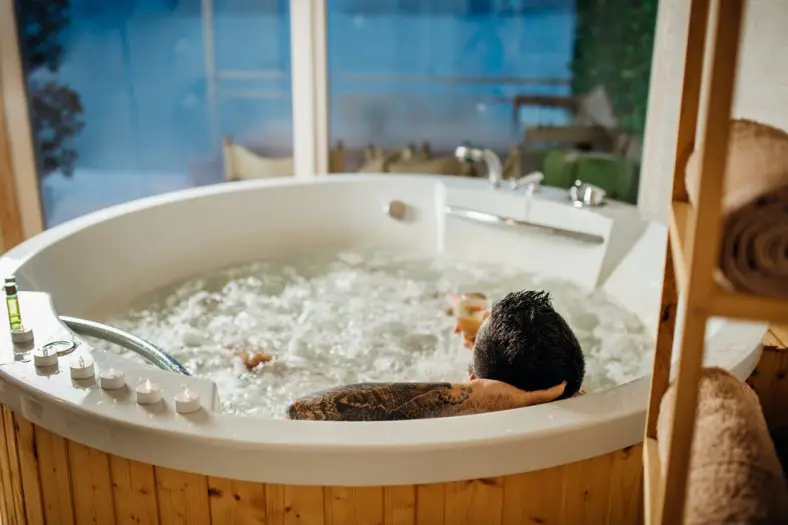 The Best Chlorine Options for Hot Tubs in 2023